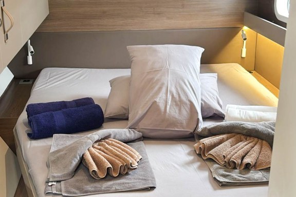 Image of Cosmo yacht #18