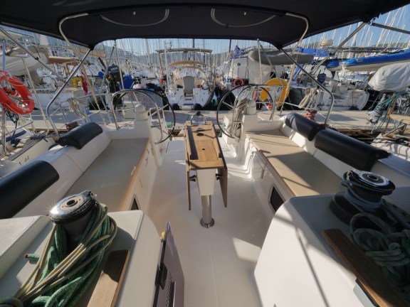 Image of Pyrrha S yacht #6