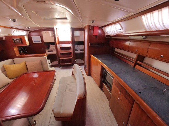 Image of Velero yacht #12