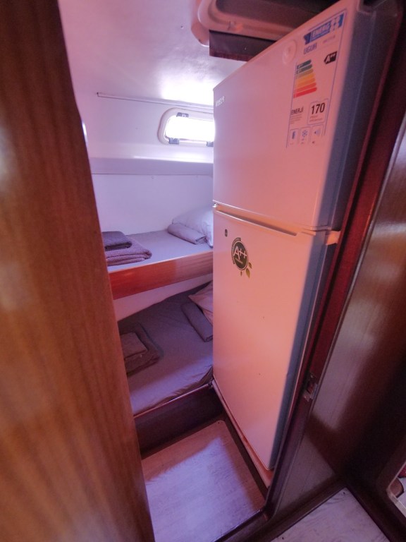 Image of Velero yacht #25