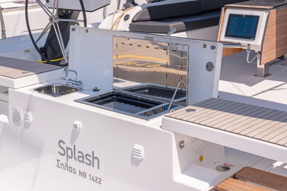 Image of SPLASH yacht #3