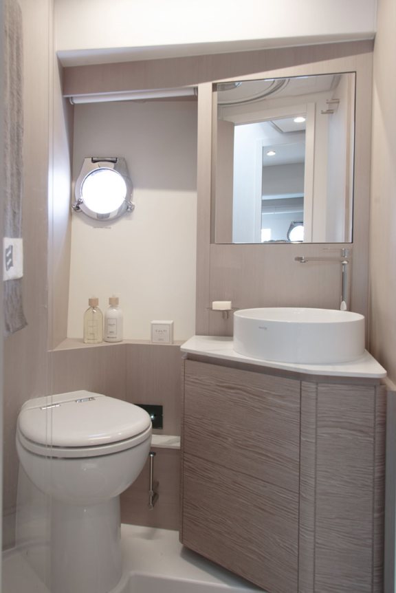 Image of Anna yacht #27