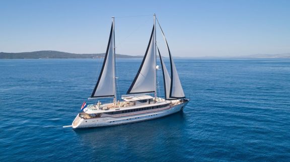 Image of Omnia yacht #4