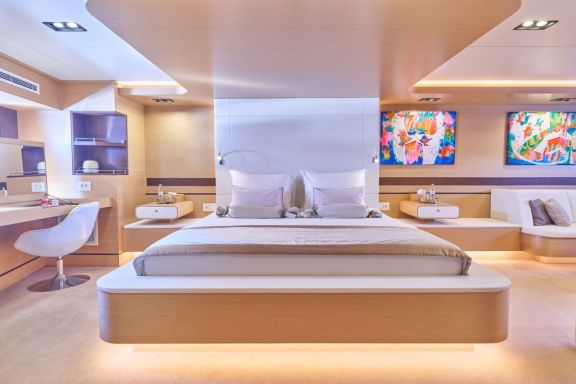 Image of Omnia yacht #19