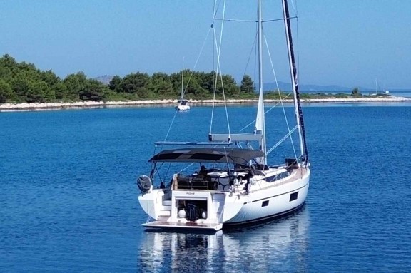 F-ONE (skippered)