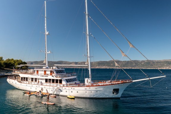 Image of Corsario yacht #6