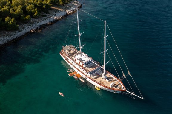 Image of Corsario yacht #7