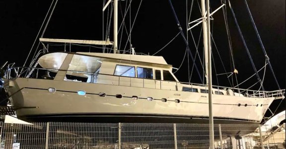 Image of Lagaro yacht #9