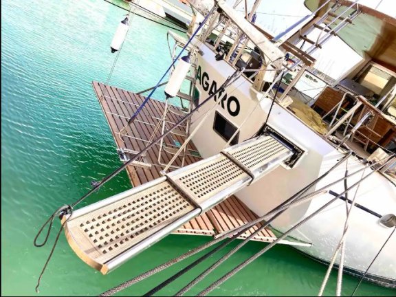 Image of Lagaro yacht #12