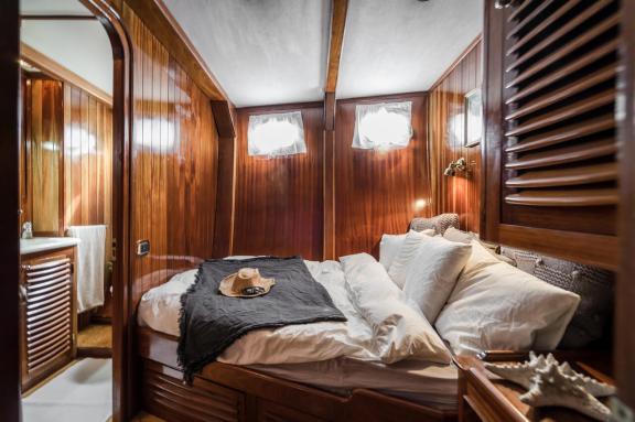 Image of Lagaro yacht #22