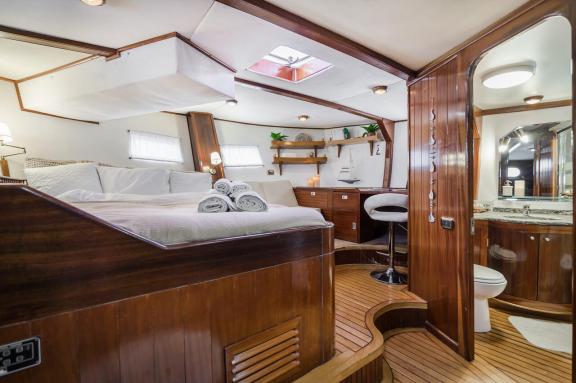 Image of Lagaro yacht #20