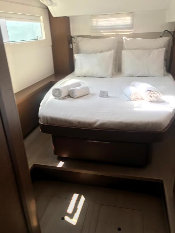 Image of Shanti yacht #10