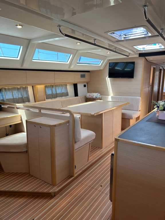 Image of Kaiba yacht #12