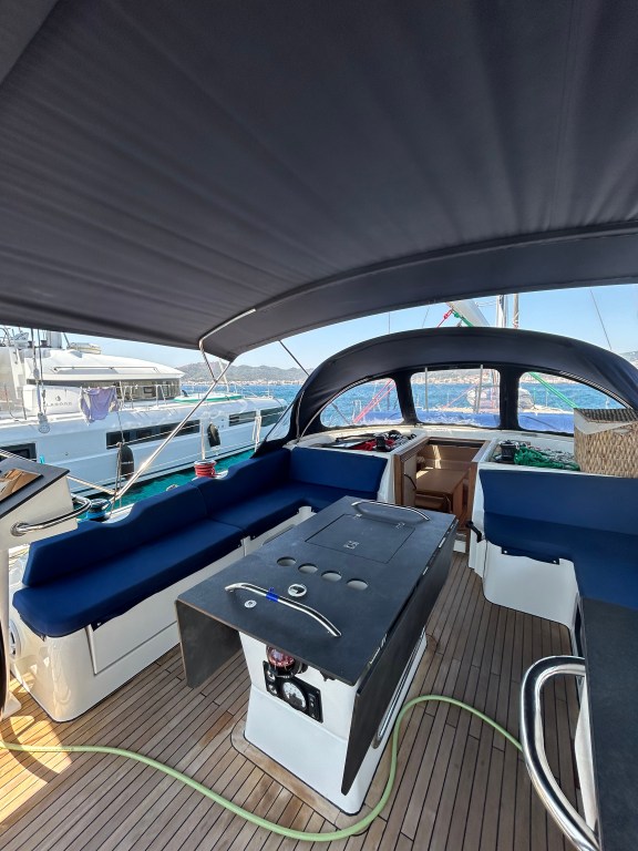 Image of Kaiba yacht #19