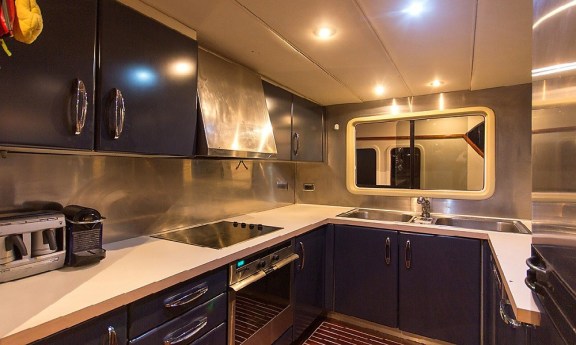 Image of Troy Explorer yacht #5