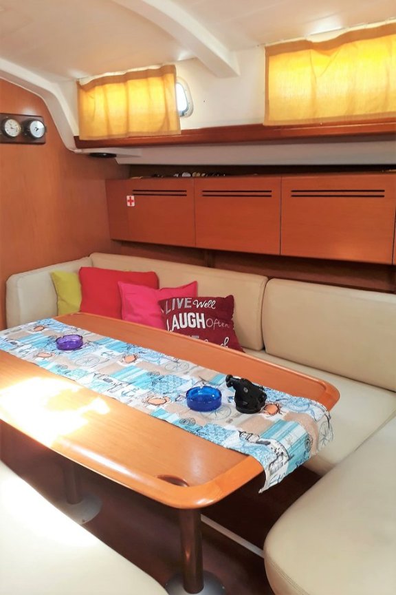 Image of La Luna yacht #8