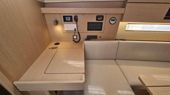 Image of Dream Weaver yacht #14