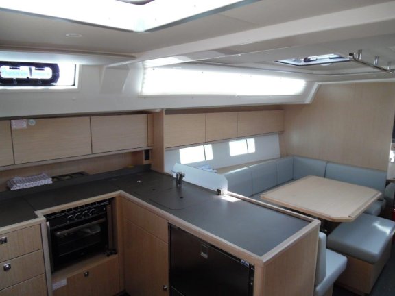 Image of Isabella 2 yacht #5