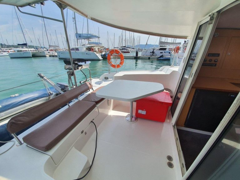 Image of Happy Eva yacht #4