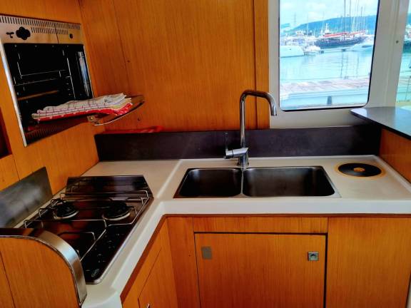 Image of Happy Eva yacht #16