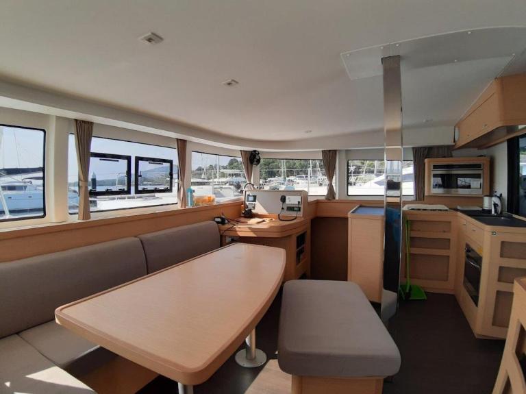 Image of Thai Thunder yacht #11