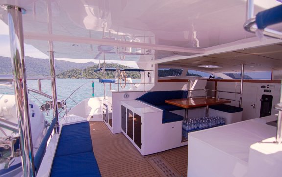 Image of Island Time yacht #8