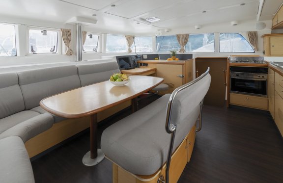 Image of Mystikal yacht #19