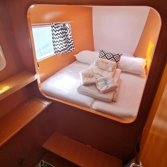 Image of Aloha yacht #12