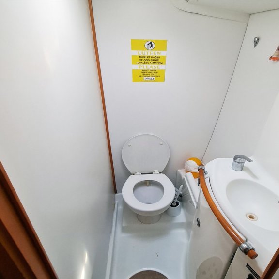 Image of Aloha yacht #16