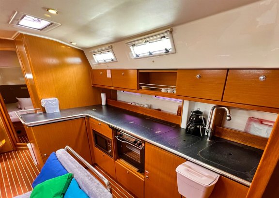 Image of Aquaholic yacht #12