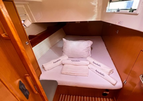 Image of Aquaholic yacht #19