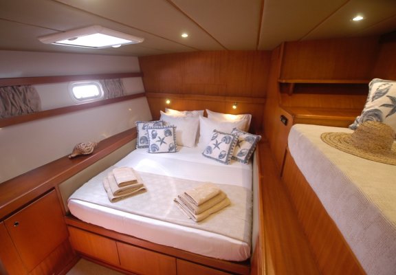 Image of Lonestar yacht #14