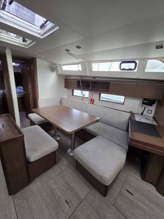 Image of PEONY yacht #10