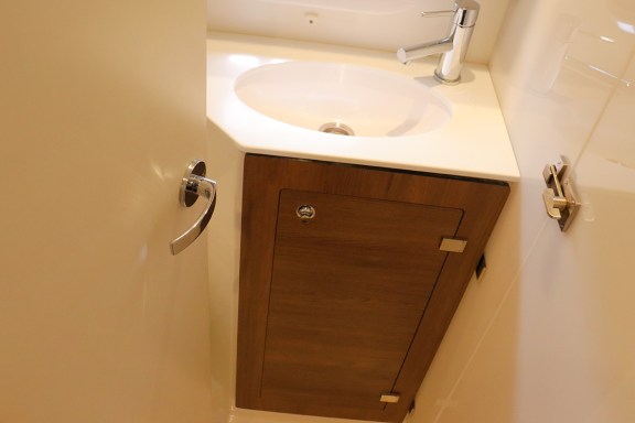 Image of Sweet Escape BVI yacht #44