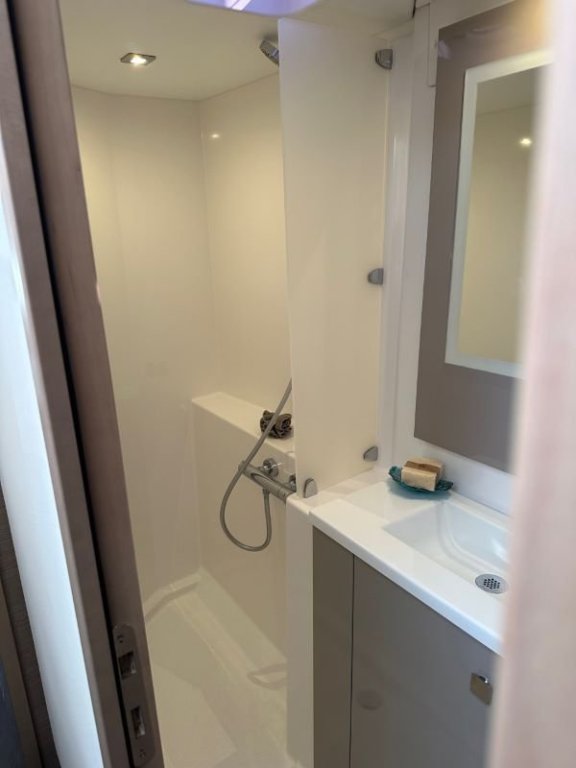 Image of Sea Magik yacht #14