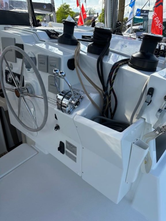 Image of Sea Magik yacht #19