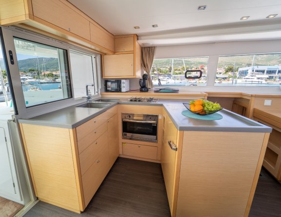 Image of Orlando yacht #24