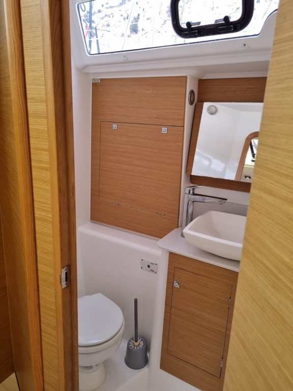 Image of Interlude yacht #8