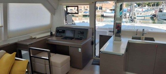 Image of Bereshit yacht #5