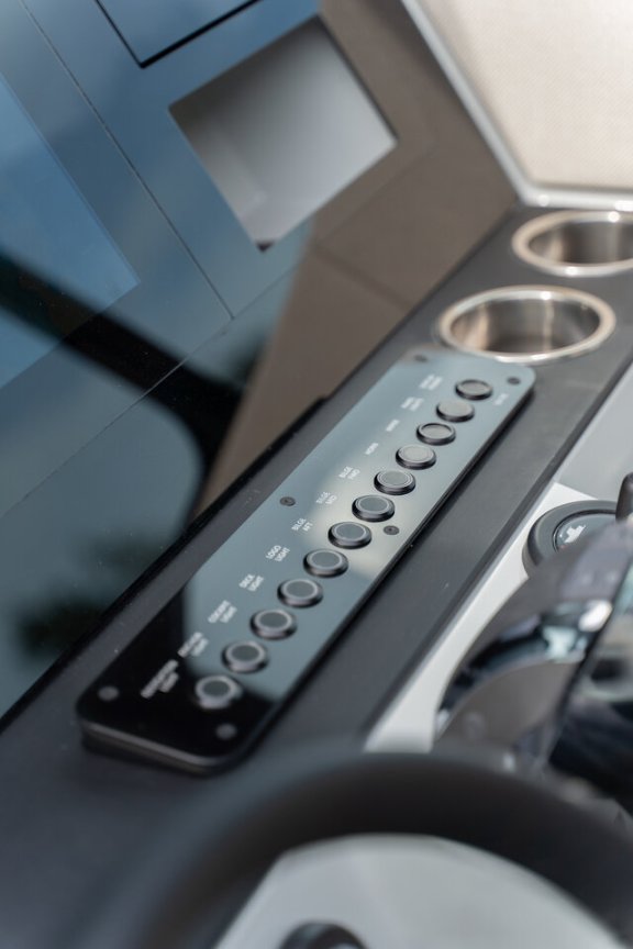 Image of Serendipity yacht #18