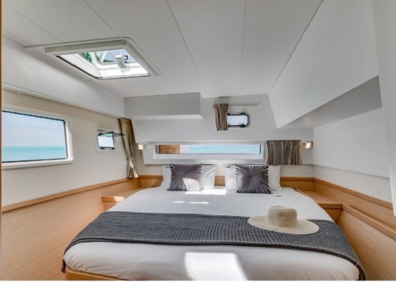 Image of LOTUS yacht #6