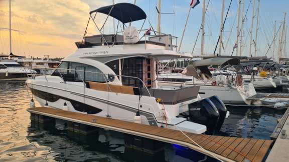 Image of Furiosa yacht #3