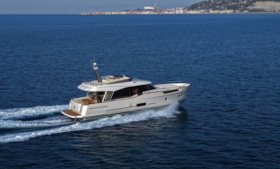 Image of Kim yacht #6