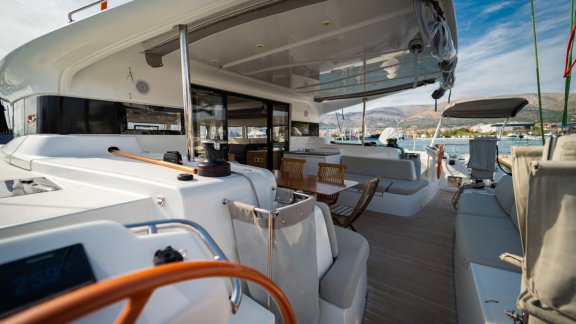 Image of Issa yacht #7