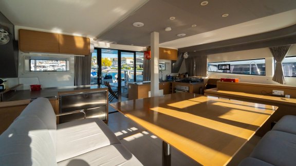 Image of Issa yacht #18