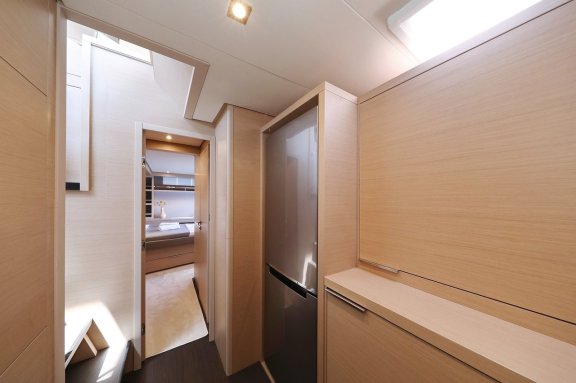 Image of Nomad yacht #41