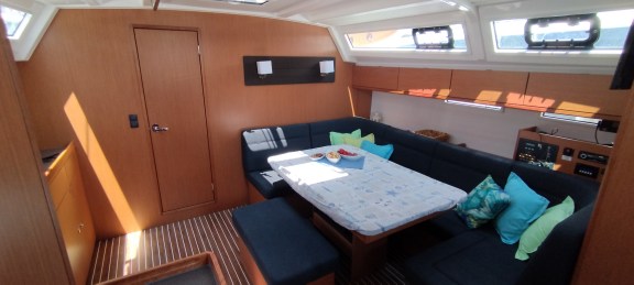 Image of Slovenska 4 yacht #11