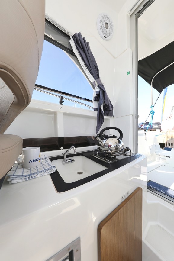 Image of Angela yacht #17