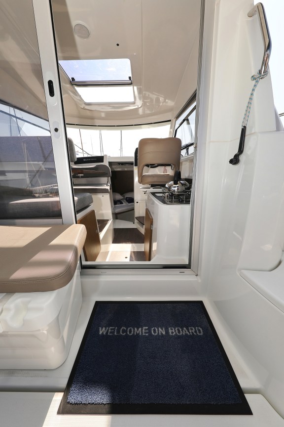 Image of Angela yacht #12