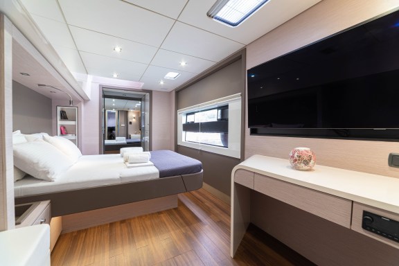 Image of Kamchatka yacht #15